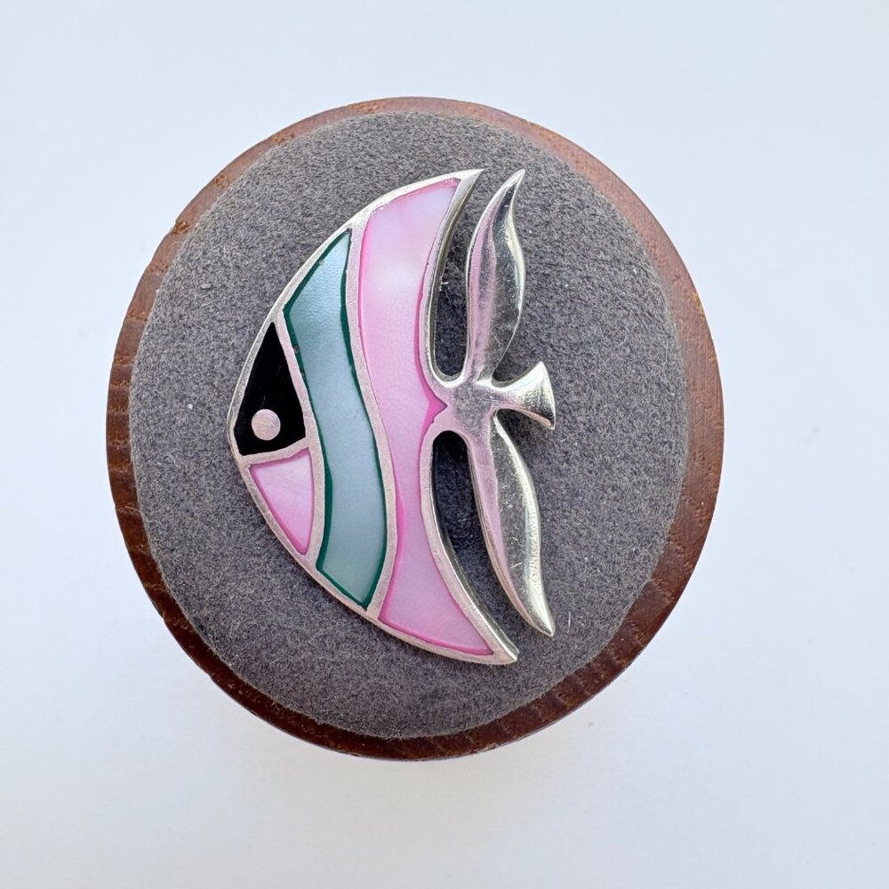 Dyed Mother of Pearl Angel Fish Pendant Sterling SIlver 925 Size 1.25" Length